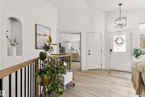 82 Oakridge Drive N, St. Albert, AB - Indoor Photo Showing Other Room