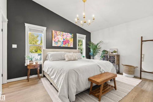 82 Oakridge Drive N, St. Albert, AB - Indoor Photo Showing Bedroom