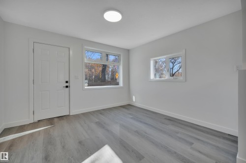 5004 45Th Avenue, Calmar, AB - Indoor Photo Showing Other Room