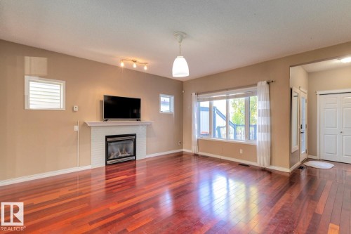 9923 88 Street, Edmonton, AB - Indoor With Fireplace