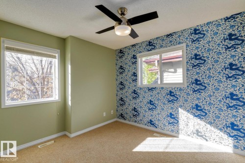 9923 88 Street, Edmonton, AB - Indoor