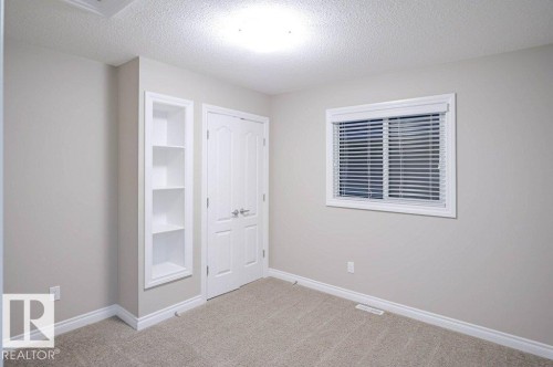 7913 Erasmus Crescent, Edmonton, AB - Indoor Photo Showing Other Room