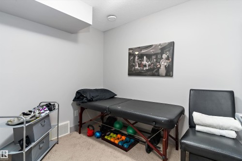 1510 37A Avenue, Edmonton, AB - Indoor