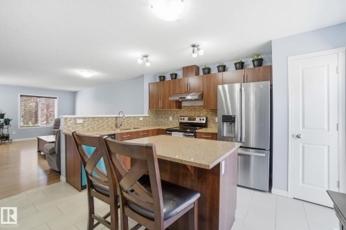69 460 Hemingway Road, Edmonton, AB - Indoor Photo Showing Kitchen