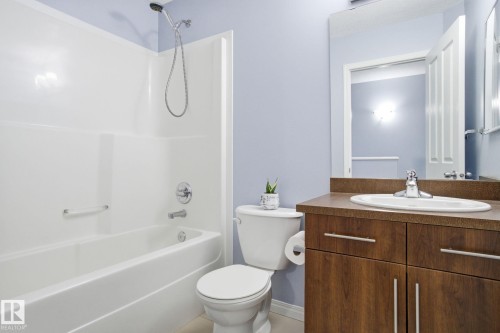 69 460 Hemingway Road, Edmonton, AB - Indoor Photo Showing Bathroom
