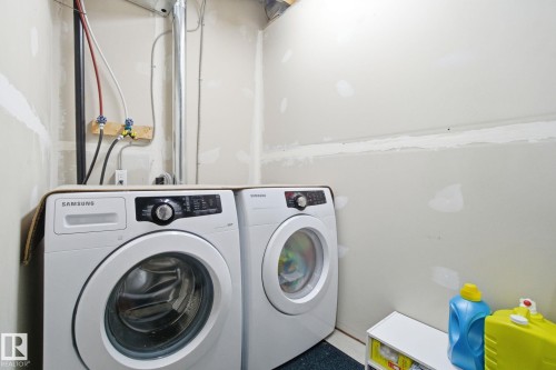 69 460 Hemingway Road, Edmonton, AB - Indoor Photo Showing Laundry Room