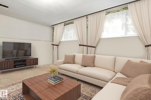 14936 81 Street, Edmonton, AB - Indoor Photo Showing Living Room