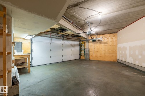 130 5151 Windermere Boulevard, Edmonton, AB - Indoor Photo Showing Garage