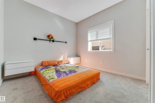 1920 69 St., Edmonton, AB - Indoor Photo Showing Bedroom