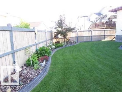 15211 44 Street, Edmonton, AB - Outdoor