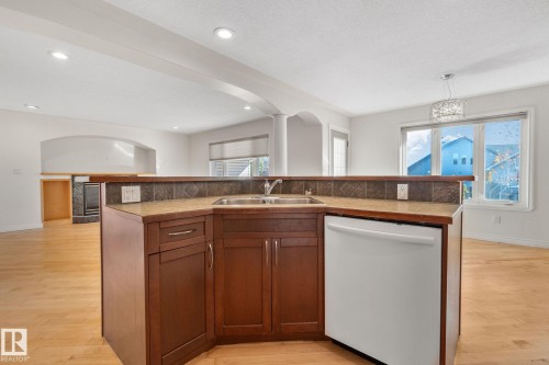 15211 44 Street, Edmonton, AB - Indoor Photo Showing Kitchen With Double Sink