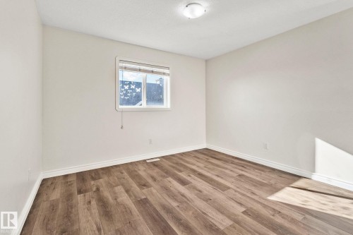 15211 44 Street, Edmonton, AB - Indoor Photo Showing Other Room