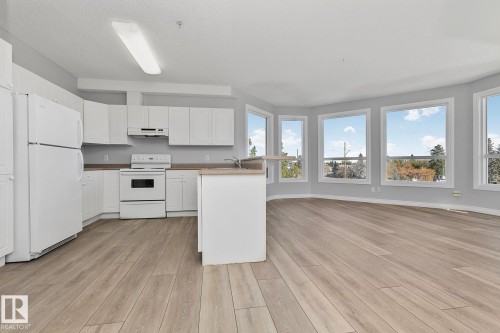 308 9120 156 Street, Edmonton, AB - Indoor Photo Showing Kitchen