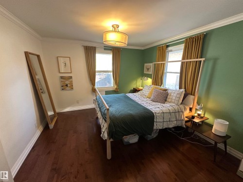 10447 81 Street, Edmonton, AB - Indoor Photo Showing Bedroom