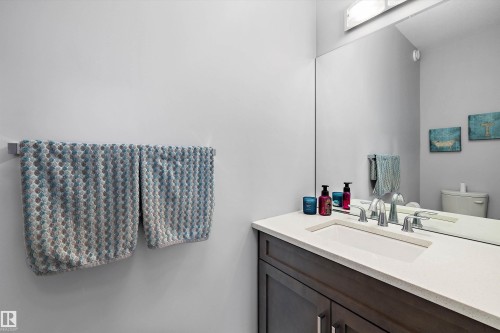 4 Fosbury Link, Sherwood Park, AB - Indoor Photo Showing Bathroom