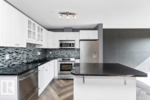 214 10105 95 Street, Edmonton, AB - Indoor Photo Showing Kitchen With Upgraded Kitchen