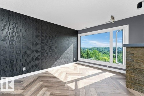 214 10105 95 Street, Edmonton, AB - Indoor Photo Showing Other Room