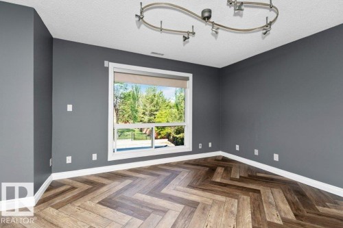 214 10105 95 Street, Edmonton, AB - Indoor Photo Showing Other Room