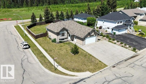 916 62A Street, Edson, AB - Outdoor