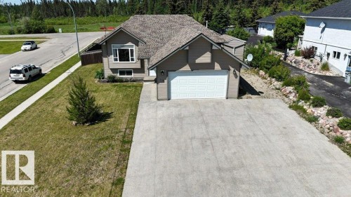 916 62A Street, Edson, AB - Outdoor