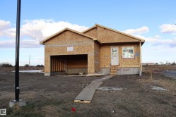 8 Cherry Close  Wetaskiwin, AB T9A 0A1