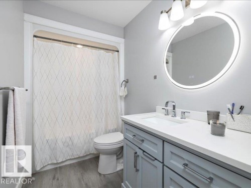 2919 151A Avenue, Edmonton, AB - Indoor Photo Showing Bathroom
