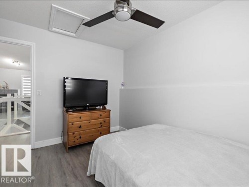2919 151A Avenue, Edmonton, AB - Indoor Photo Showing Bedroom