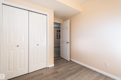 16311 55 Street Nw, Edmonton, AB - Indoor Photo Showing Other Room