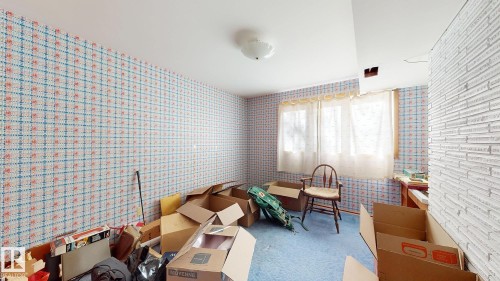 13 Valleyview Crescent, Edmonton, AB - Indoor