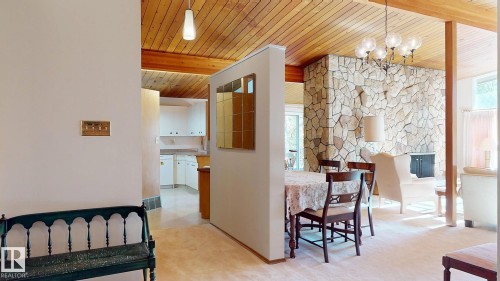 13 Valleyview Crescent, Edmonton, AB - Indoor Photo Showing Other Room