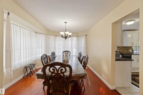 18204 61 Avenue, Edmonton, AB - Indoor Photo Showing Dining Room