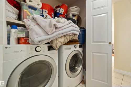 18204 61 Avenue, Edmonton, AB - Indoor Photo Showing Laundry Room