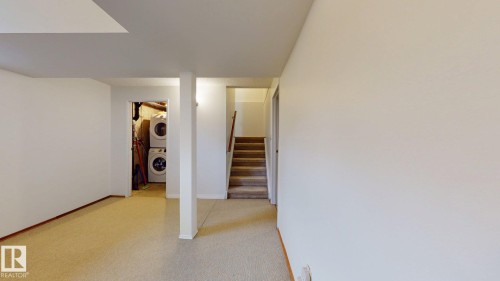 45 4403 Riverbend Road, Edmonton, AB - Indoor Photo Showing Other Room