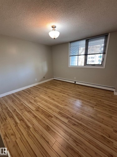 306 10160 116 Street Nw, Edmonton, AB - Indoor Photo Showing Other Room