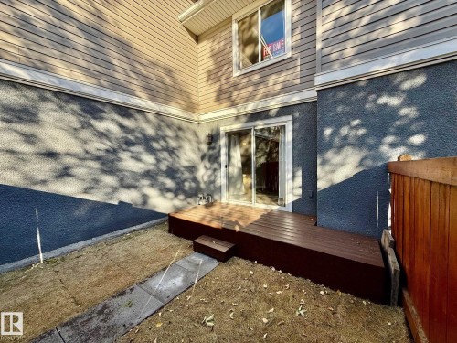 668 Lakewood Road N, Edmonton, AB - 