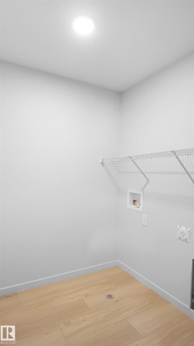 109 Elsinore Place, Edmonton, AB - Indoor Photo Showing Other Room