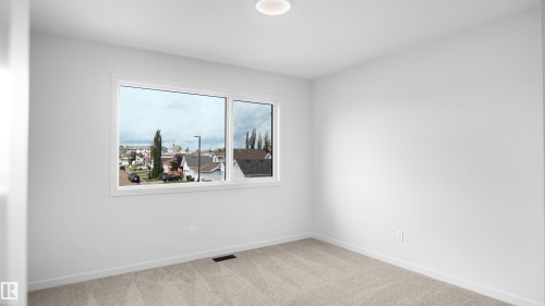 109 Elsinore Place, Edmonton, AB - Indoor Photo Showing Other Room