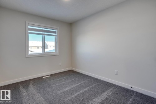 28 Hunter Place, Spruce Grove, AB - Indoor Photo Showing Other Room