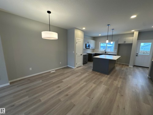 28 Hunter Place, Spruce Grove, AB - Indoor Photo Showing Other Room