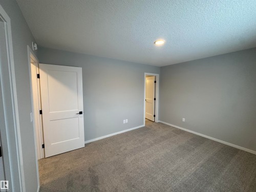 28 Hunter Place, Spruce Grove, AB - Indoor Photo Showing Other Room