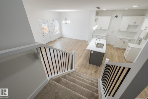 5264 Kinney Place, Edmonton, AB - Indoor Photo Showing Laundry Room
