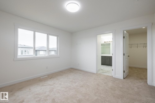 5264 Kinney Place, Edmonton, AB - Indoor Photo Showing Other Room