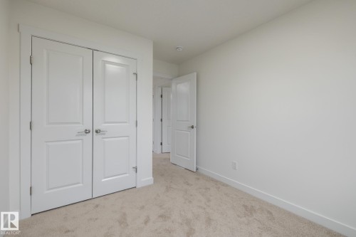 5264 Kinney Place, Edmonton, AB - Indoor Photo Showing Other Room