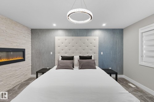 7520 173 Avenue, Edmonton, AB - Indoor Photo Showing Bedroom
