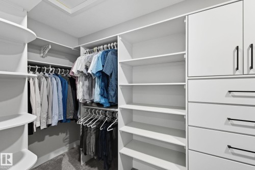 7520 173 Avenue, Edmonton, AB - Indoor With Storage