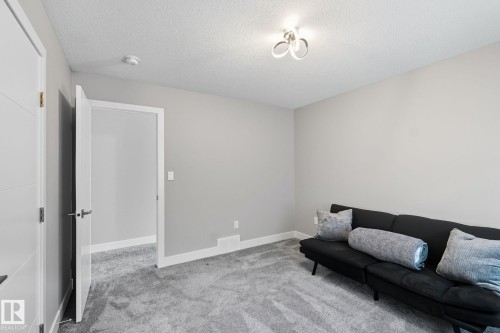 7520 173 Avenue, Edmonton, AB - Indoor