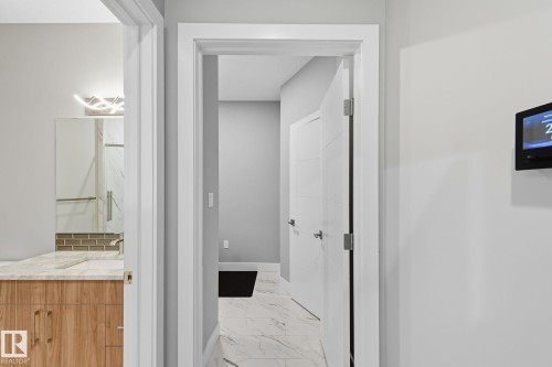 7520 173 Avenue, Edmonton, AB - Indoor Photo Showing Other Room