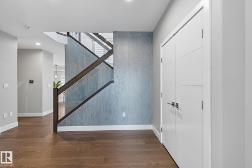 7520 173 Avenue, Edmonton, AB - Indoor Photo Showing Other Room