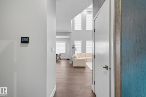 7520 173 Avenue, Edmonton, AB - Indoor Photo Showing Other Room