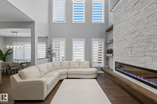 7520 173 Avenue, Edmonton, AB - Indoor Photo Showing Living Room With Fireplace